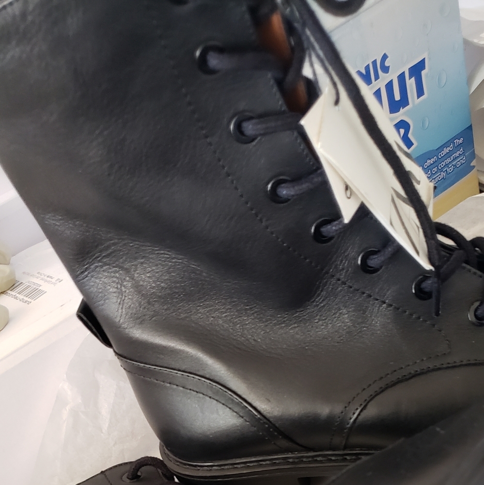 ZARA Flat Leather Ankle Boots - Picture 7 of 8